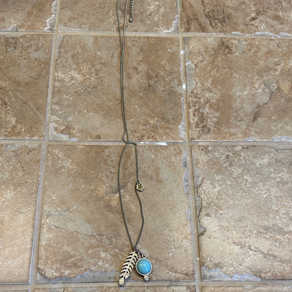 Thirty-One Gold and Turquoise Leaf Pendant Necklace